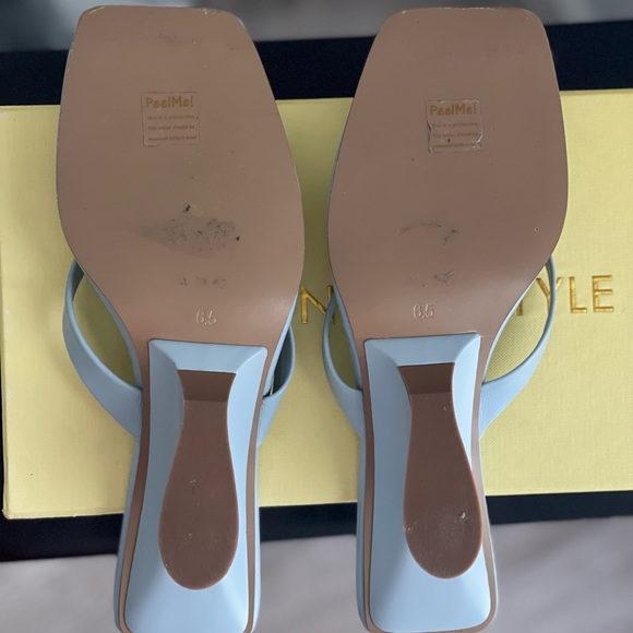 Song of Style Mia Heel in Icy Blue - Picture 4 of 4